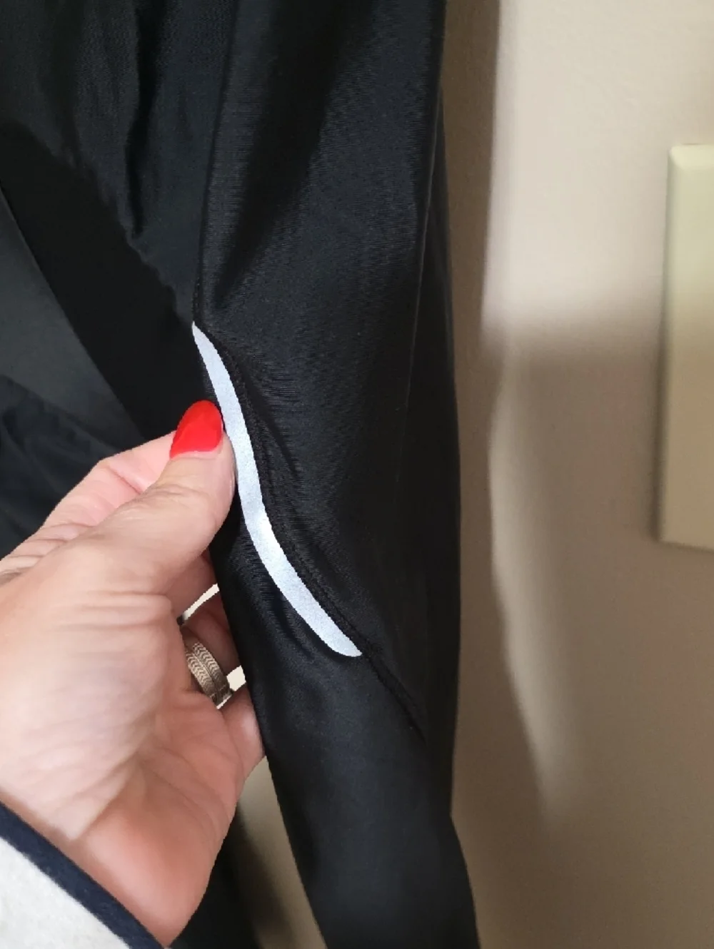 Women's Black Cycling Shorts - Picture 5 of 8